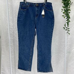Boohoo Jeans with Slit on the Side